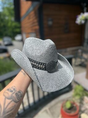 Peter Grimm Gila Silver Straw Drifter Cowboy Hat